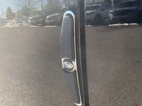 Used 2023 Subaru Forester Limited image 3