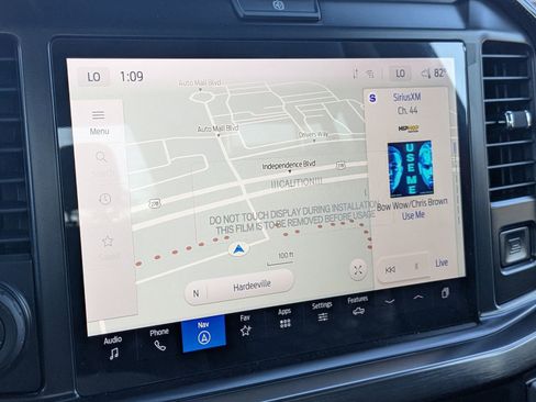 New 2026 Ford F250 Lariat w/ Black Appearance Package image 25