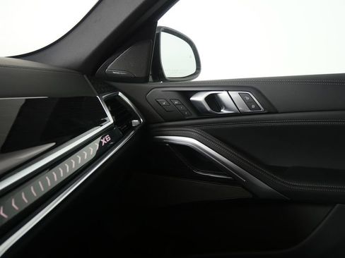 New 2026 BMW X6 xDrive40i w/ Climate Comfort Package image 25
