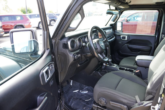 Used 2021 Jeep Wrangler Sport AWD/4WD image 17