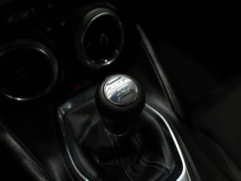 Used 2021 Chevrolet Camaro LS RWD image 17