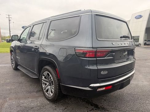 Used 2024 Jeep Wagoneer Series II w/ Flexible Seating Group AWD/4WD image 3
