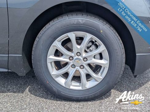 Used 2021 Chevrolet Equinox LT FWD image 10