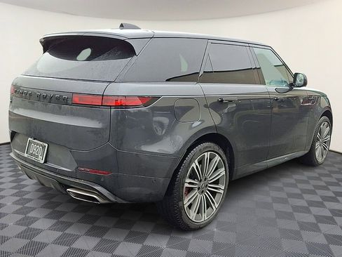 Used 2024 Land Rover Range Rover Sport Dynamic SE image 8