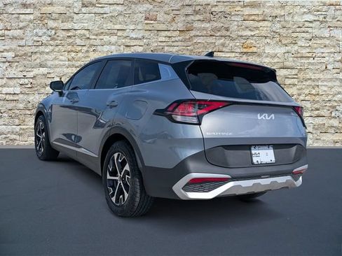 Certified 2025 Kia Sportage EX FWD image 4
