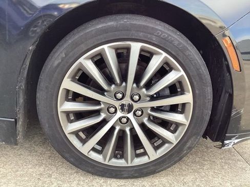 Used 2017 Lincoln MKZ Premiere FWD image 8