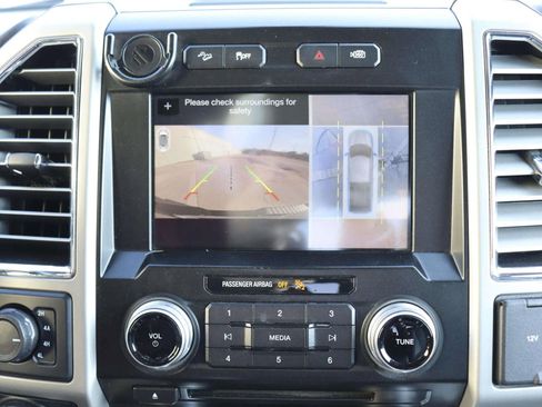 Used 2016 Ford F150 Lariat w/ Equipment Group 502A Luxury image 39