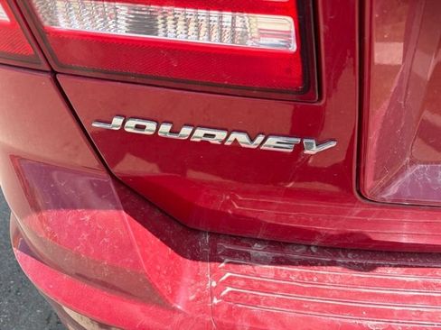 Used 2018 Dodge Journey SE w/ Popular Equipment Group FWD image 5