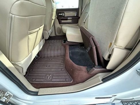 Used 2014 RAM 1500 Laramie w/ Convenience Group image 27