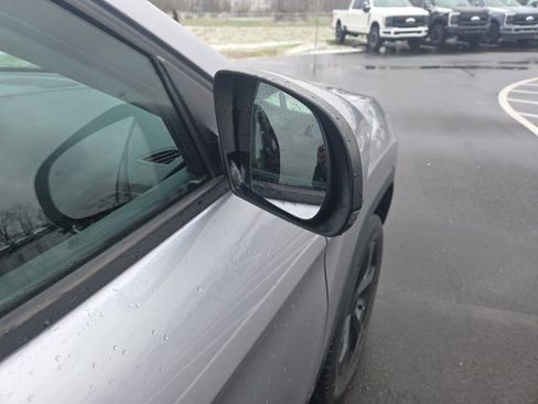 Used 2019 Jeep Cherokee Altitude image 6