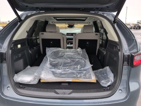 New 2026 MAZDA CX-90 Plug-In Hybrid w/Premium Sport AWD/4WD image 16