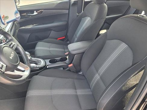 Used 2024 Kia Forte Sedan FWD image 11
