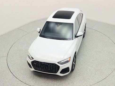 Used 2023 Audi Q5 2.0T Premium Plus w/ Premium Plus Package AWD/4WD image 23