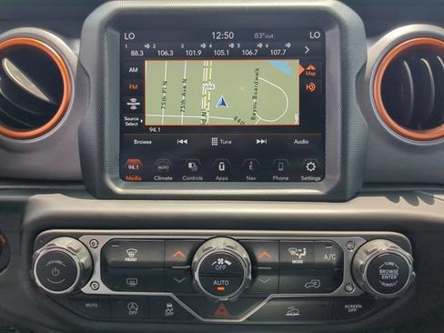 Used 2022 Jeep Gladiator Mojave w/ LED Lighting Group AWD/4WD image 24