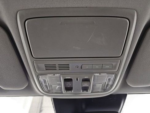 Used 2022 Honda CR-V Touring image 26