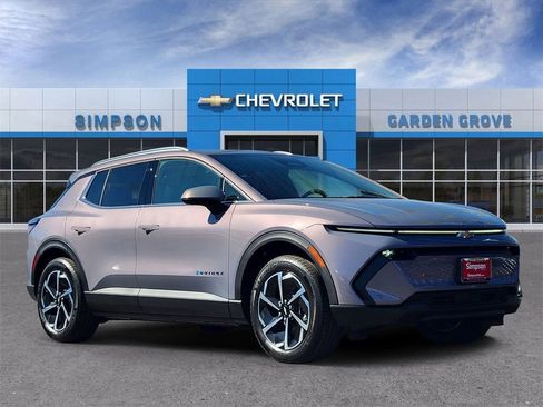 New 2026 Chevrolet Equinox EV LT image 1