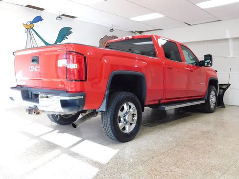 Used 2018 GMC Sierra 2500 SLE w/ HD SLE Preferred Plus Package AWD/4WD image 7