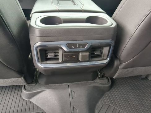 Used 2020 GMC Sierra 1500 AT4 w/ AT4 Premium Package AWD/4WD image 32