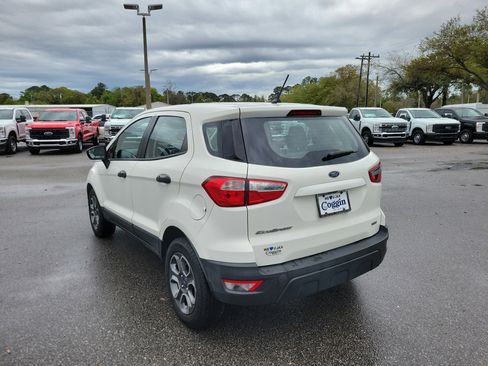 Used 2018 Ford EcoSport S image 2