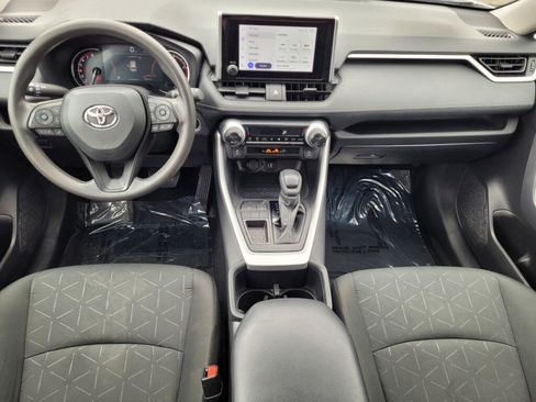 Used 2024 Toyota RAV4 XLE FWD image 16