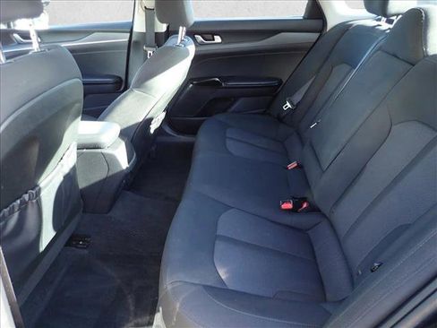 Used 2023 Kia K5 LXS image 7