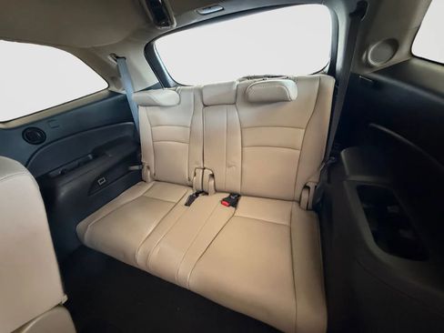 Used 2021 Honda Pilot Touring image 16