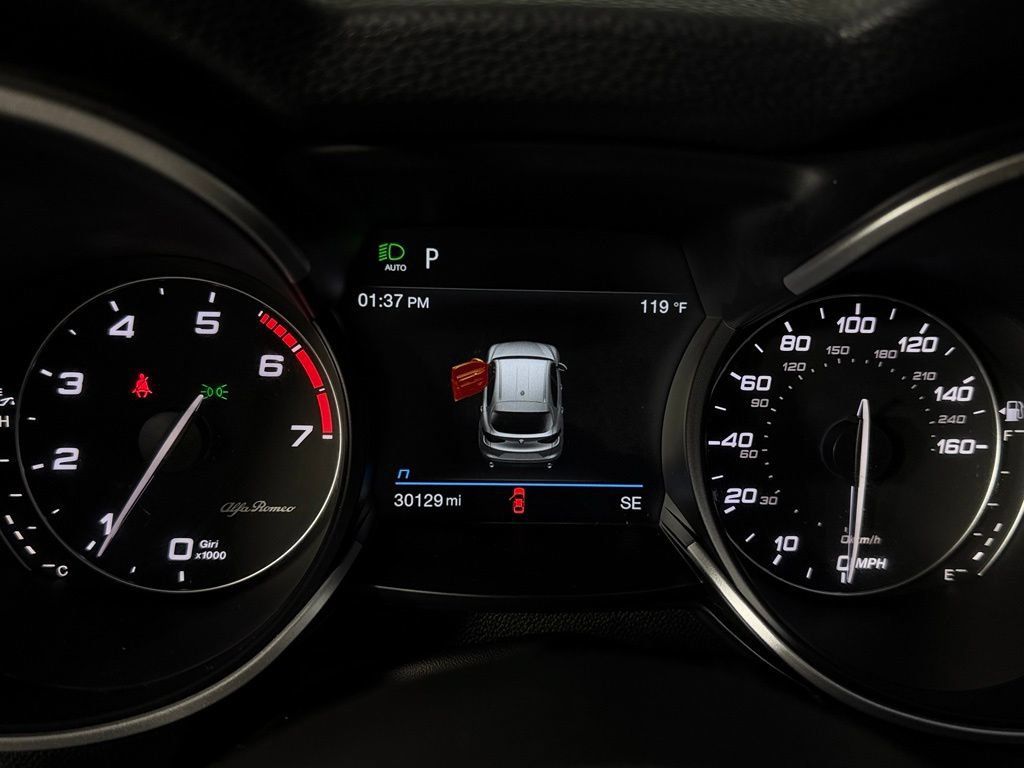 Used 2023 Alfa Romeo Stelvio Ti AWD/4WD image 16