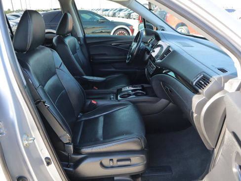 Used 2019 Honda Pilot Elite image 18