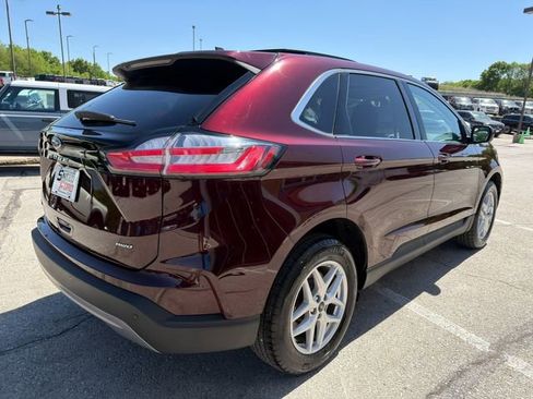 Used 2023 Ford Edge SEL w/ Convenience Package AWD/4WD image 7