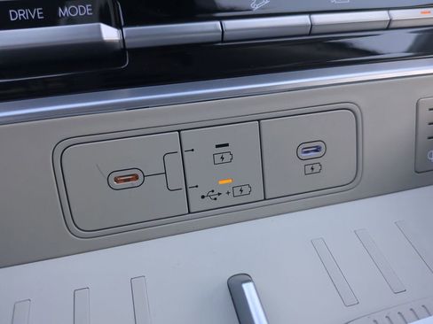 New 2026 Hyundai Santa Fe Calligraphy image 29