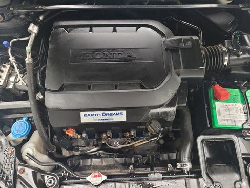 Used 2016 Honda Accord Touring image 30