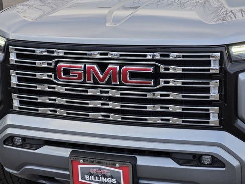 New 2026 GMC Canyon Denali image 39