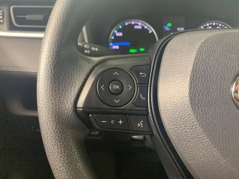 Used 2022 Toyota RAV4 XLE image 15