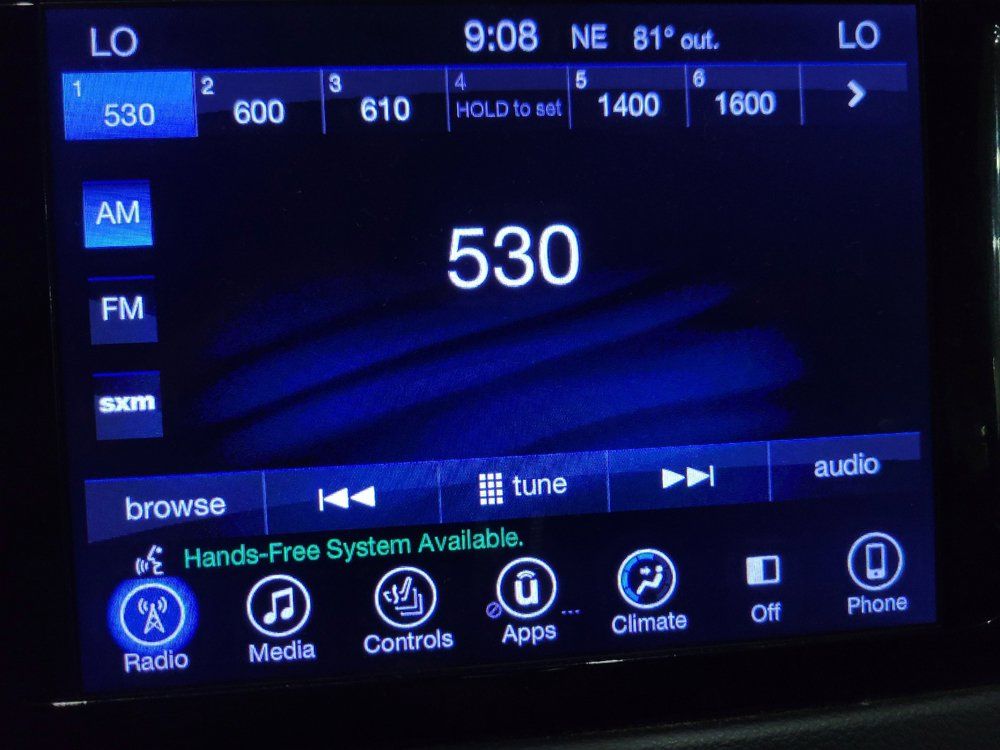 Used 2017 Chrysler Pacifica Touring-L w/ Tire & Wheel Group FWD image 25