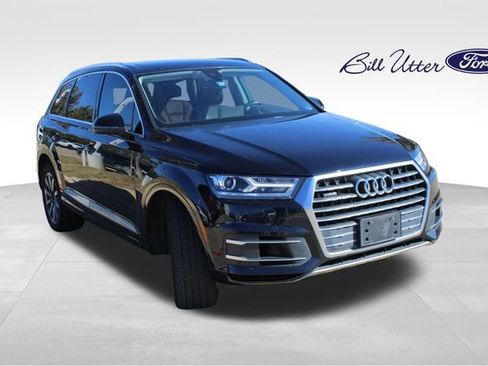 Used 2018 Audi Q7 3.0T Premium Plus image 3