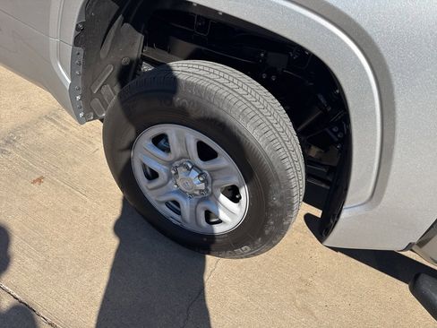 Used 2026 Toyota Tundra SR image 8