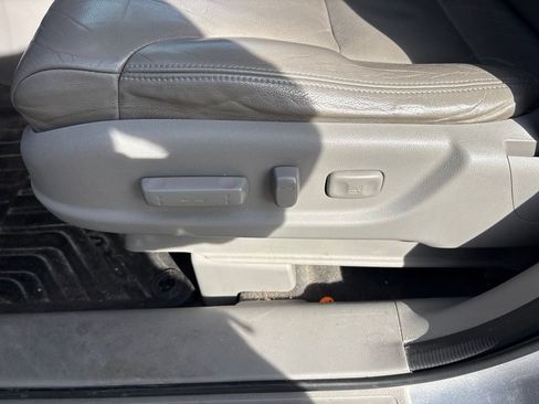 Used 2012 Honda CR-V EX-L image 18