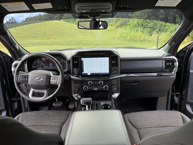 Used 2021 Ford F150 XLT w/ Equipment Group 302A High RWD image 17