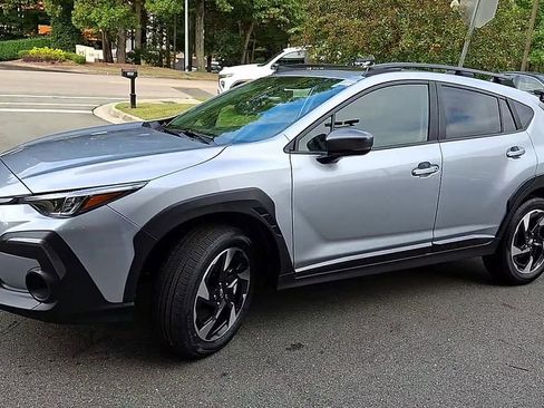 New 2025 Subaru Crosstrek 2.5i Limited w/ Crosstrek Mirror Package image 4