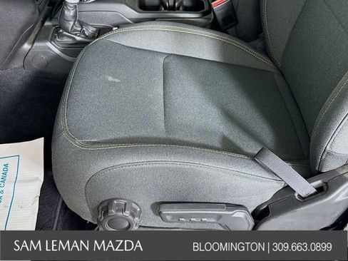 Used 2024 Jeep Gladiator Sport image 18