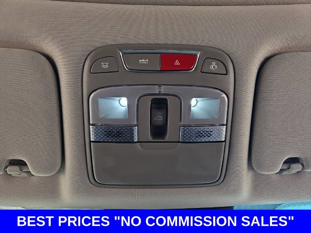 Used 2025 Kia Telluride S FWD image 33