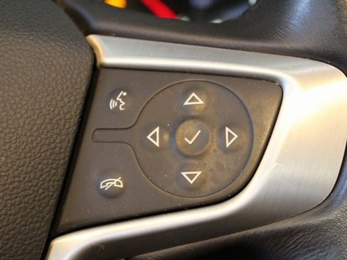 Used 2021 GMC Terrain SLE w/ Driver Convenience Package image 24