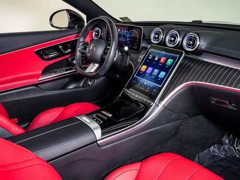 Used 2024 Mercedes-Benz CLE 450 4MATIC Cabriolet image 16