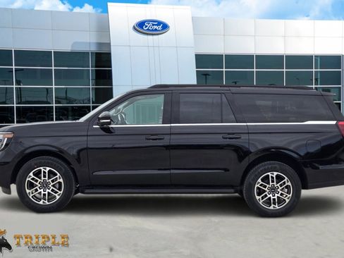New 2026 Ford Expedition Max Active RWD image 3