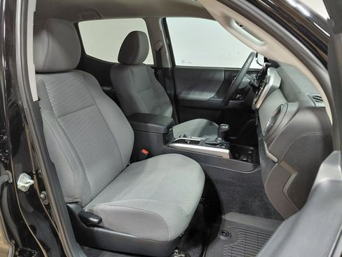 Used 2023 Toyota Tacoma SR5 image 3