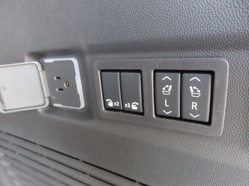 New 2026 Chevrolet Tahoe Z71 w/ Z71 Off-Road Package image 23