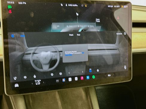 Used 2022 Tesla Model Y Long Range image 24