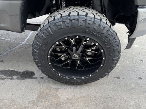 Used 2019 Ford F250 Lariat w/ Chrome Package image 42