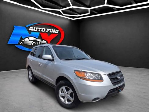 Used 2008 Hyundai Santa Fe GLS FWD image 2