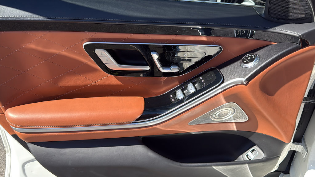 Certified 2023 Mercedes-Benz S 500 4MATIC image 23